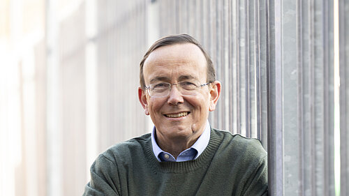 Head and shoulders portrait of Martin Tod